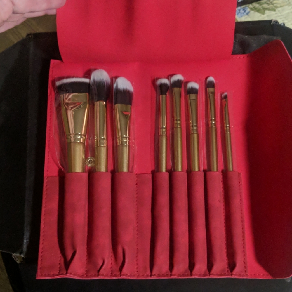 Luxie Face and Eye brush set